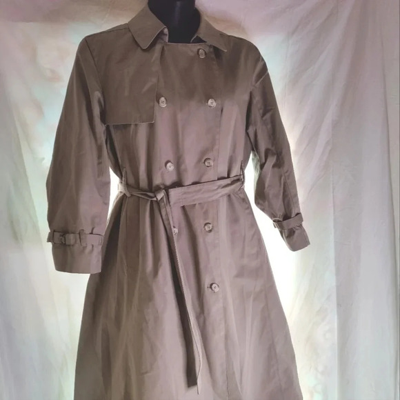 Cambridge Trench Coat - Picture 13 of 14